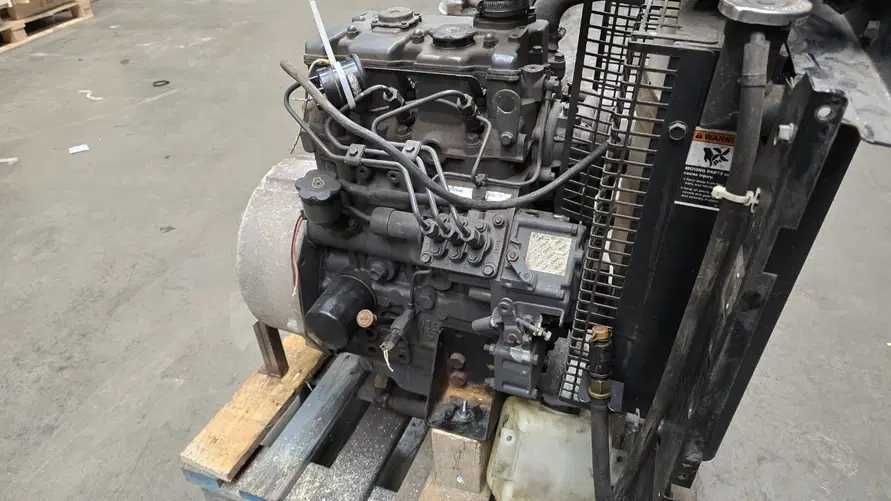 Motor complet Perkins 403C-15 - Piese motor Perkins