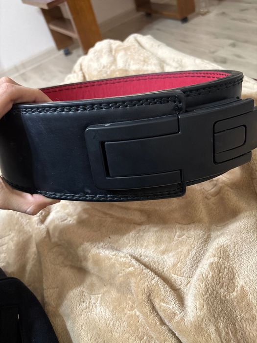 Пояс для пауэрлифтинга