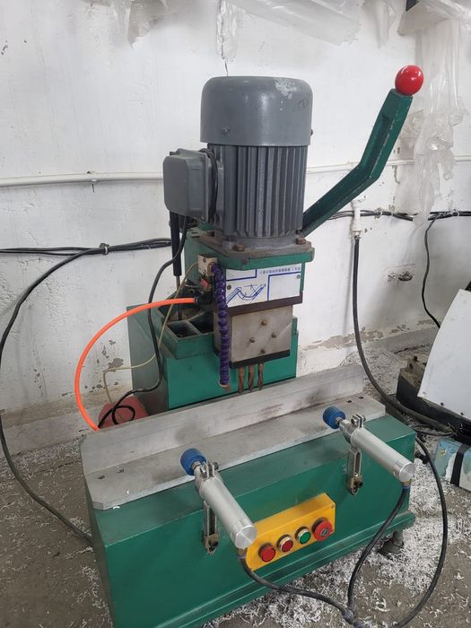 Станки для изготовления ПВХ окон