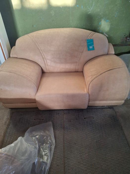 Продается офисное  крело