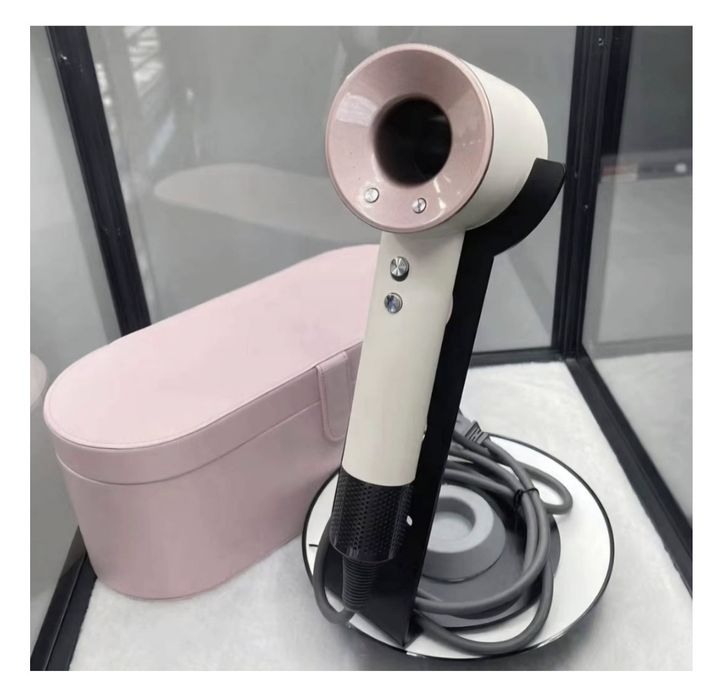 фен Dyson. новый