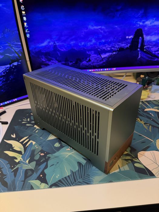 Fractal Design Terra Jade (verde) – Carcasă ITX Premium – Ca nouă + garanție