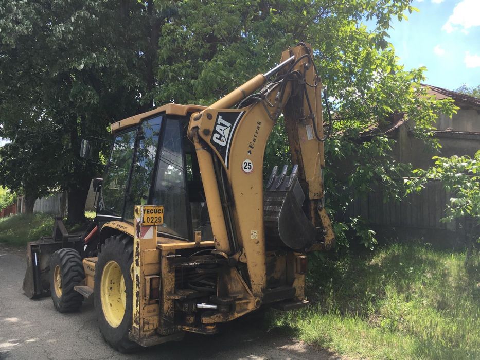 Execut lucrari cu buldoexcavator 9 tone Tecuci