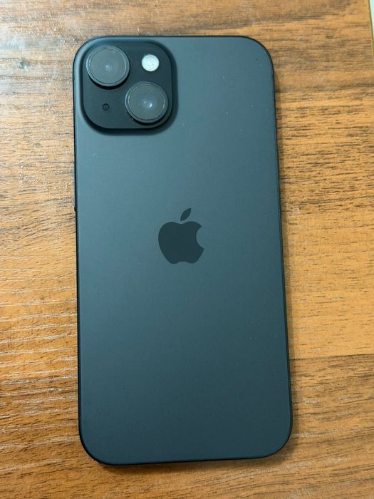 Продам Iphone 15