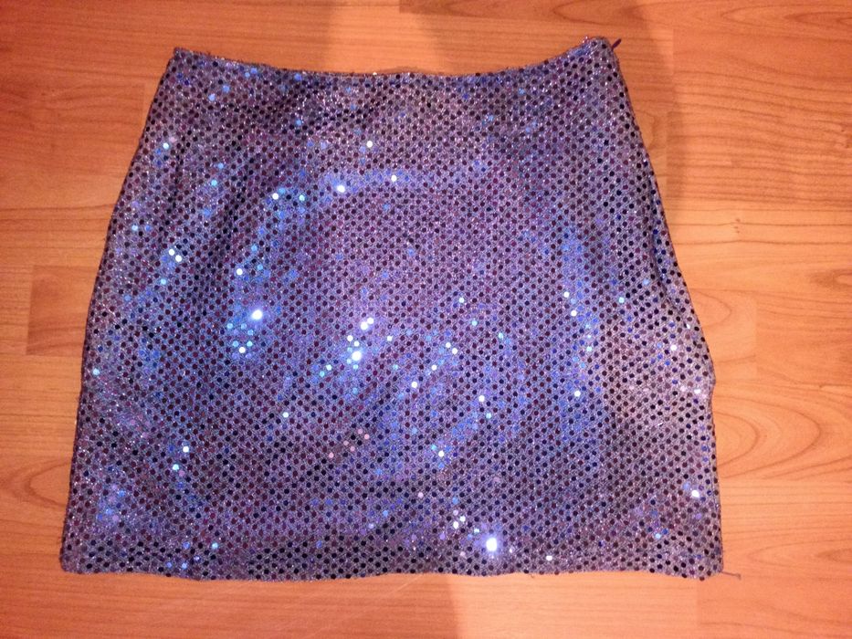 Fusta fete cu paiete