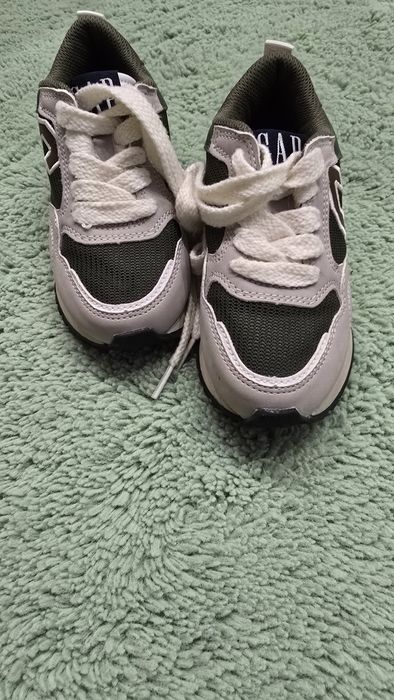 Детски маратонки GAP