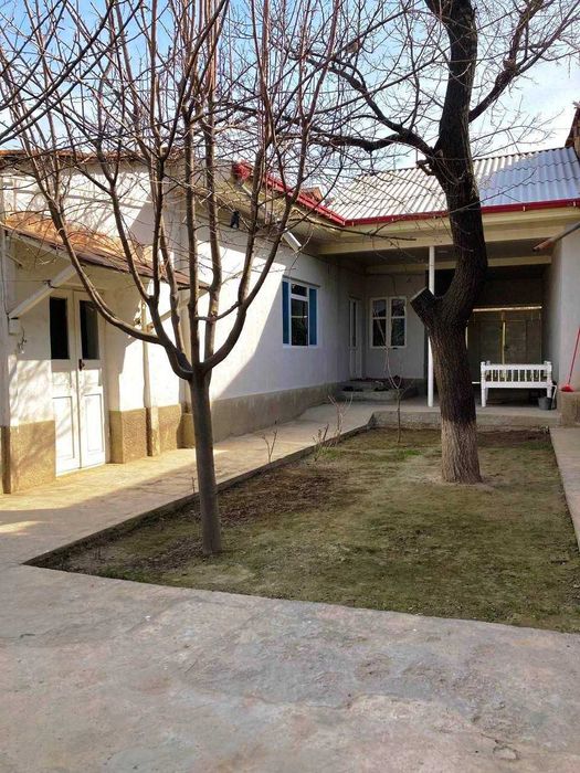 Дом 4.5 сотых за Областной больницы цена 125000уе торг ест