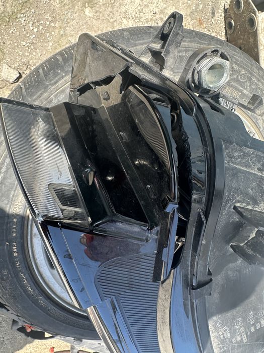 VW Tiguan II ляв фар ЗА части