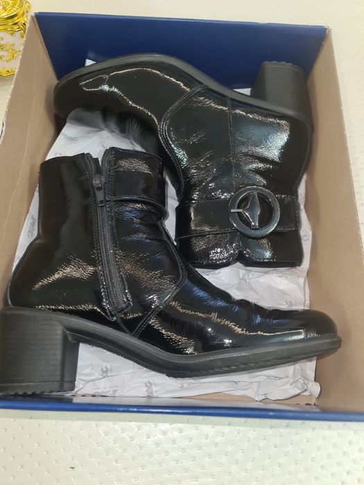 Продам полусапожки