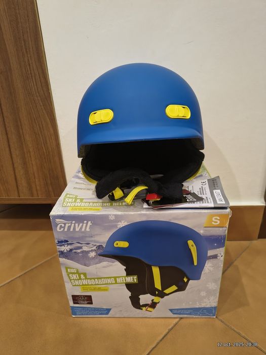 Vând casca ski snowboard mărimea S 70 lei