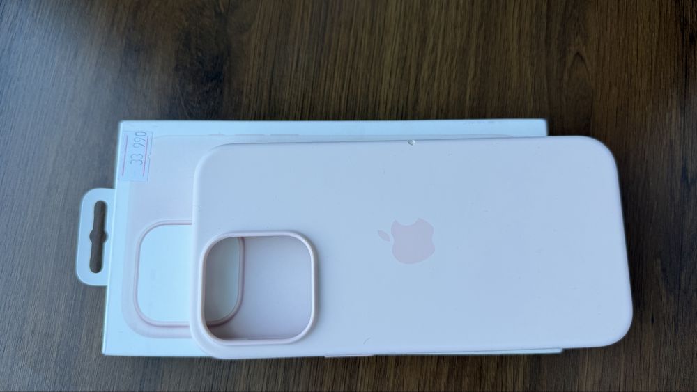 Чехлы на айфон 15 pro max