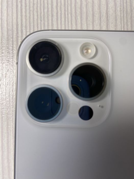 iPhone 16 pro 512 gb