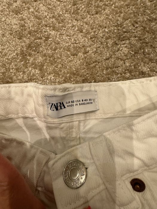 Къси панталони Zara