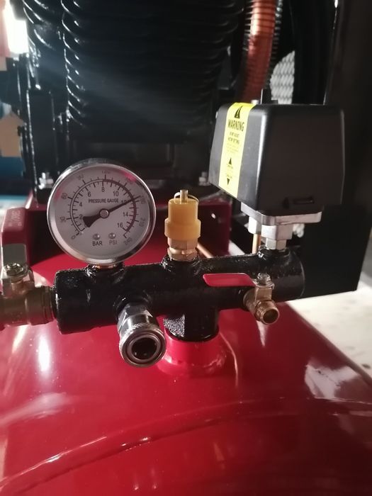 Компресор 500 литра Нов