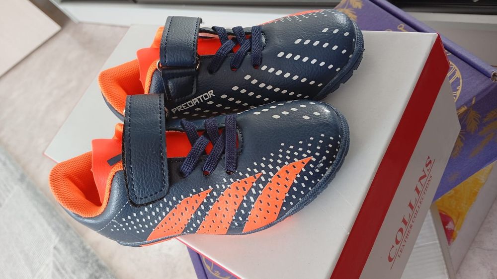 Продам футбольные кросы