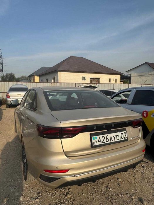 Таксиде жұмыс істеу үшін автоматты көліктер жалға беріледі.