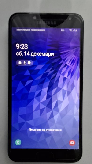 Телефон Samsung Galaxy J4