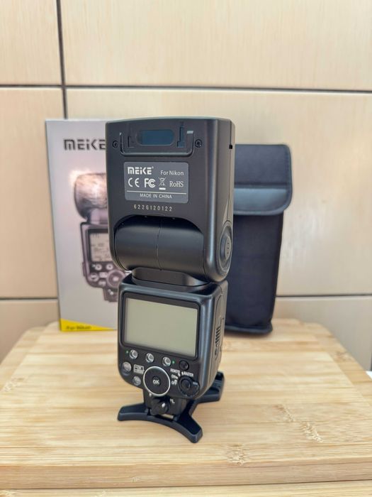 Blit pt Nikon MEIKE MK900 ca nou