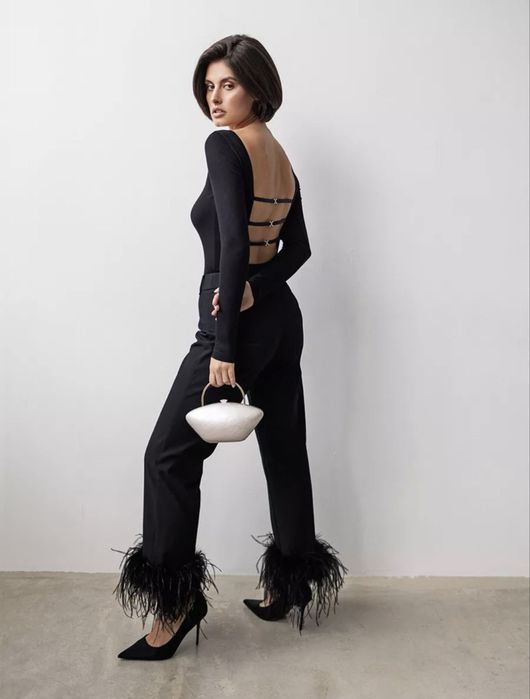 Боди с открытой спиной