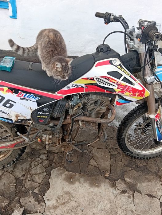 Эндуро 350к на полном ходу сел уехал