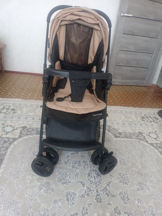 Продам коляску прогулочную