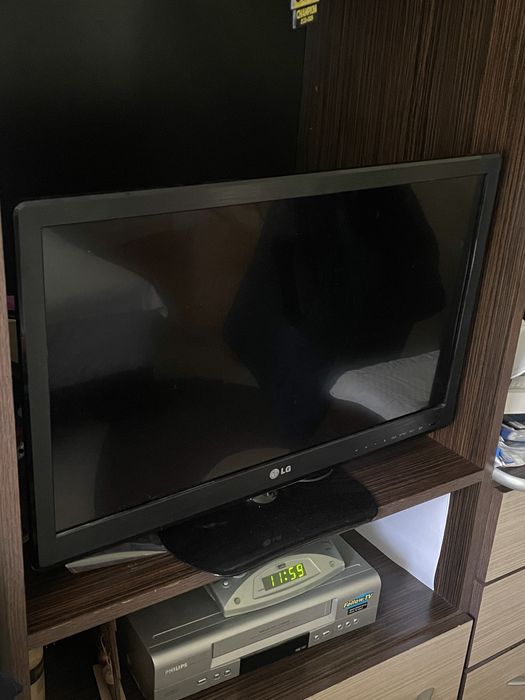 Televizor LG LED 80 cm