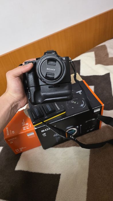 Aparat foto Sony A7 MK 2 si lentila sony F1.8/50