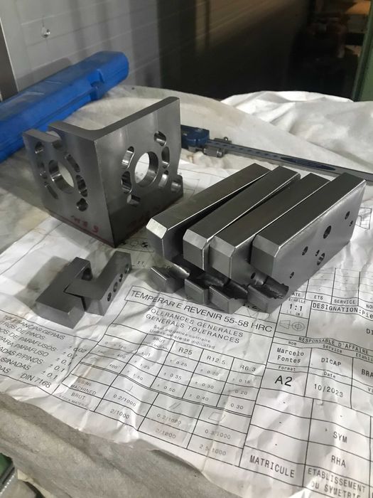 Prelucrari mecanice prin aschiere   CNC /conventional