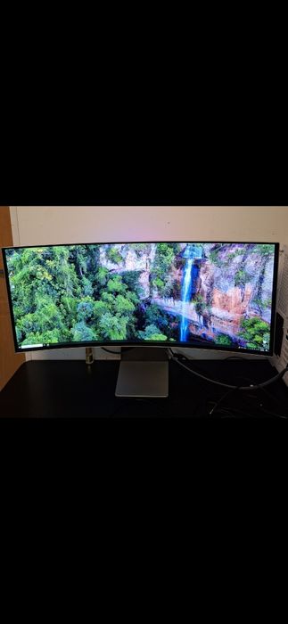 Monitor OLED Samsung Oddysey G8 34" UltraWide