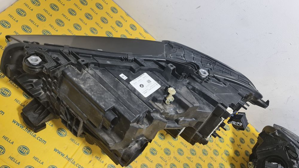 Far faruri full led adaptiv LASER BMW X5 G05 X6 G06 facelift lci