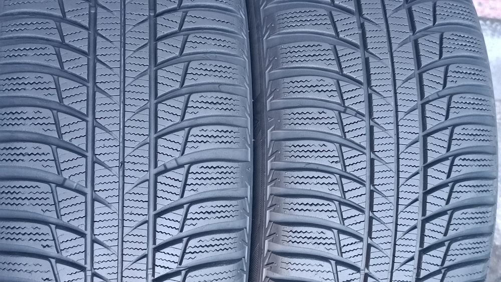 225/50/17 Bridgestone