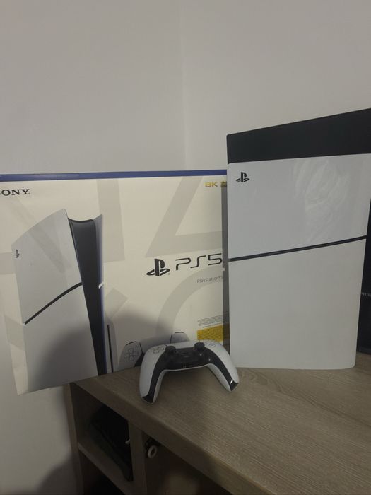 Playstation 5 Slim, 1TB,ușor negociabil