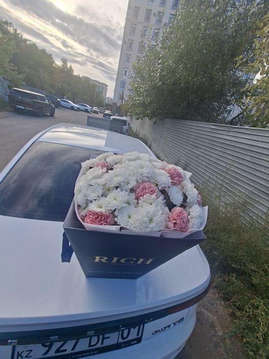 Цветы свежие сегодняшние