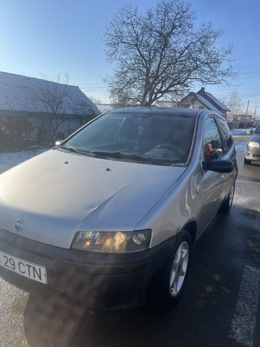 Vand fiat punto 1.2 benzina