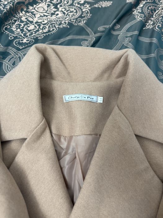 Пальто женский демисезонный