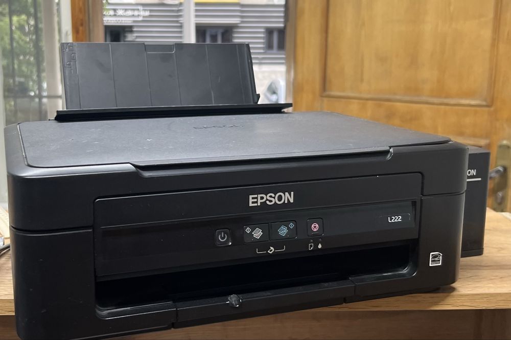 Продам принтер 3 в 1 epson l222.