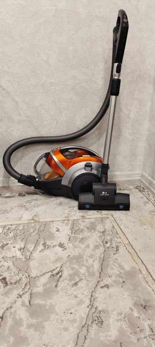 Срочно продам пылесос в хорошем состояние!