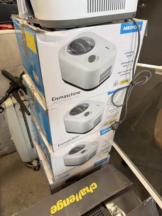 Сладолед машини за части нови