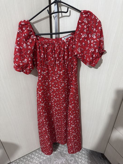 Платье продамммм