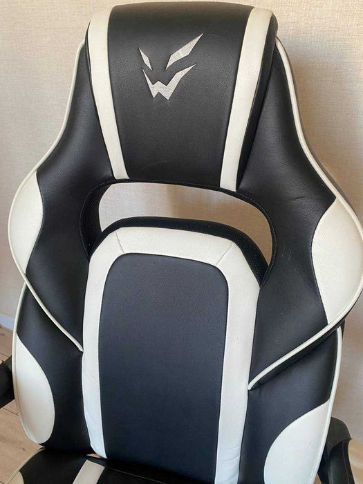 Компьютерное игровое кресло БУ