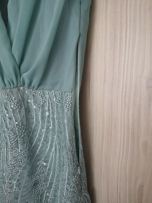 Официална рокля Луси Lucy