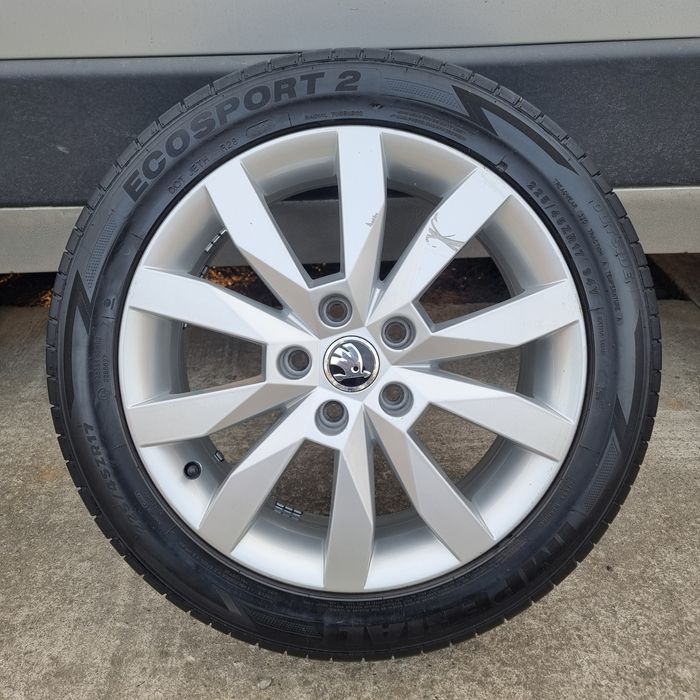 Jante/Roți "17 Originale Skoda Octavia 5x112
