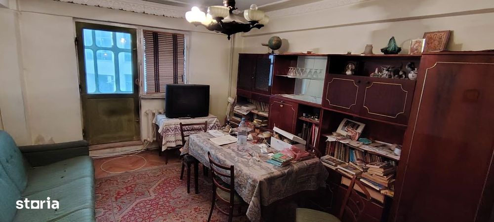 Apartament 4 camere etaj 1 str.C. Nationala-Directia Muncii