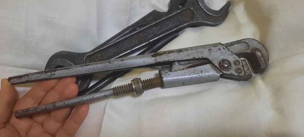 Инструменты плотницкие