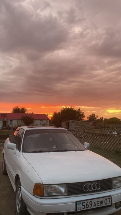 Продам ауди 80 б3 на бодром ходу