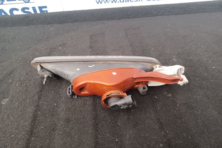 Proiector stanga 147271 147271 BMW Seria 3 E46