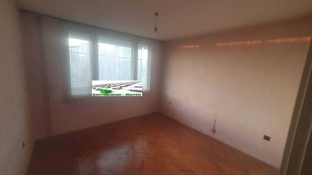 Продава се Тристаен апартамент в Пловдив, Каменица 1 - 115 кв.м за 1479 €/кв.м - Снимка #4