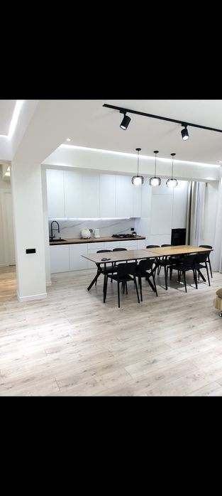 Продаётся 5- комнатная квартира на Воднике