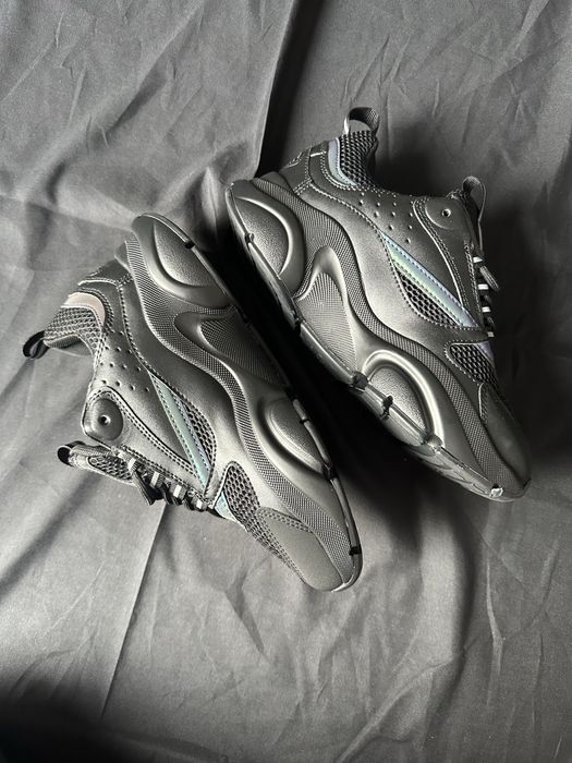 Adidasi reflectorizanti