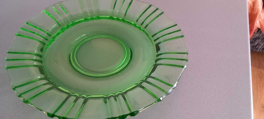Стъклен  поднос, цветно стъкло